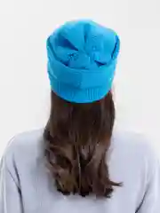Лазурный шапка женская