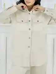 Молочный костюм женский, экозамша