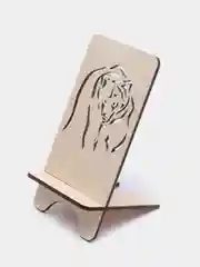 Подставка под телефон из дерева