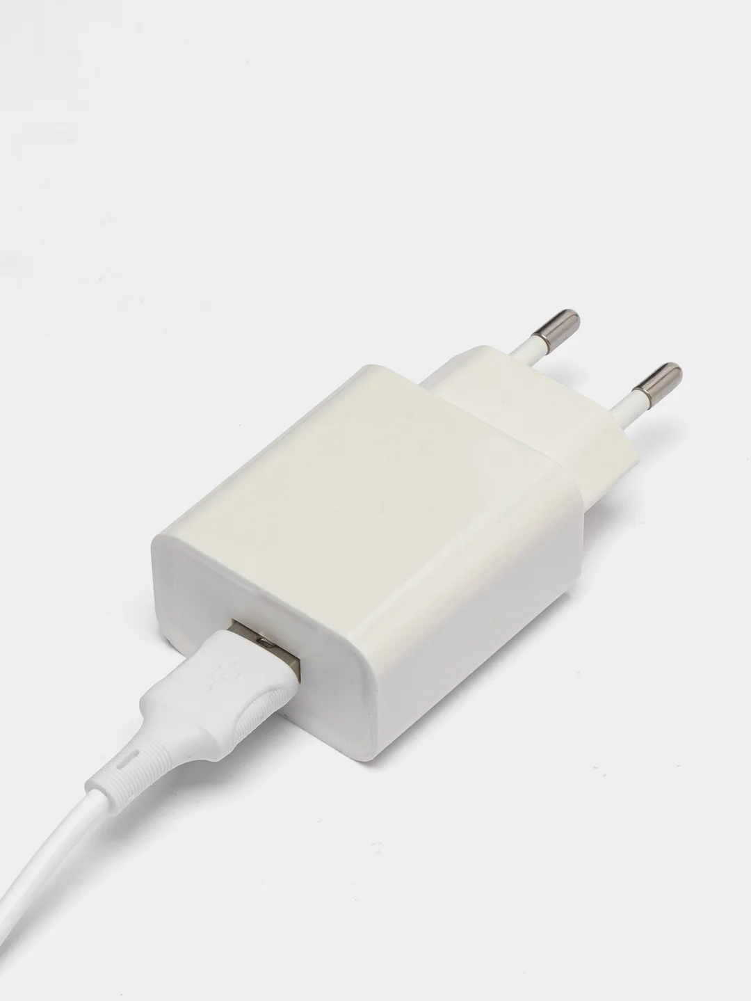 Зарядное устройство Borofone BA74A white на Lightning, Type-C, Micro-USB