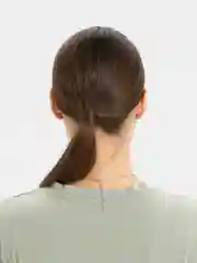 Желтый цепочка с кулоном в форме авокадо