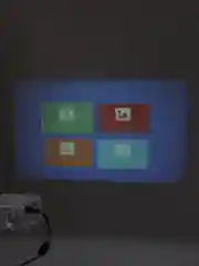 Черный портативный проектор с беспроводным подключением YG-300Plus 1080P WIFI multiscreen