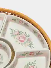 Менажница "Розовые мечты", в плетенке, 6 секций, 26 см