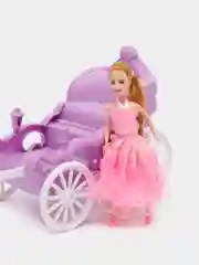 Игрушечная карета с лошадью и куклой