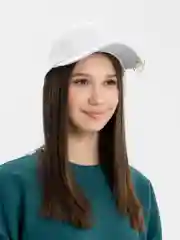 Белый бейсболка женская с железными кольцами