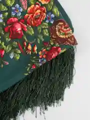 Зеленый платок женский, в русском стиле, с бахрамой, с цветами