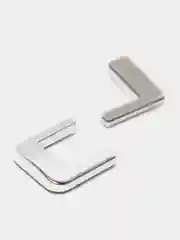 Серебряный орнамент-шильдик на багажник CHEVROLET