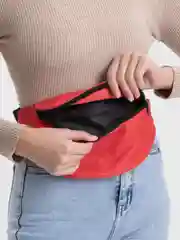 Поясная сумка