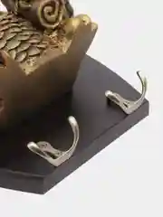 Шоколадный ключница настенная, ключница "Лев", "Тигр", "Сова", "Волк", большая, из дерева