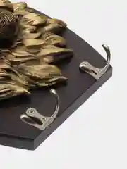 Тёмно-коричневый ключница настенная, ключница "Лев", "Тигр", "Сова", "Волк", большая, из дерева
