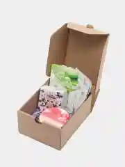 Сиреневый подарочный набор уходовой косметики "Beauty Box"