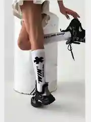 Белый гольфы женские