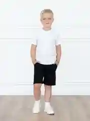 Черный шорты для мальчика Утенок