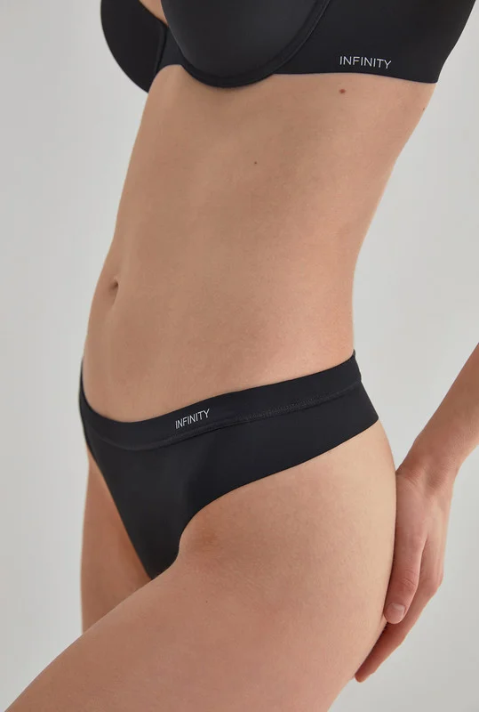 Белый трусы-стринги женские  хлопковые InfinityLingerie