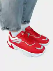 Красный кроссовки женские
