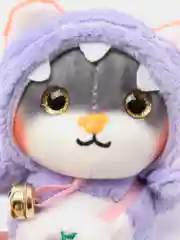 Аметистовый мягкая игрушка-брелок "Кот в костюме", 12 см, котик в кигуруми, кот в кигуруми