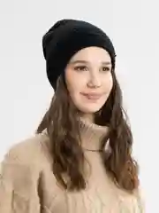 Черный женская шапка с укладкой назад Лаура