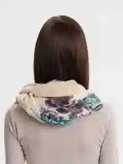 Бежевый палантин женский