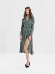 Зеленый платье на запах