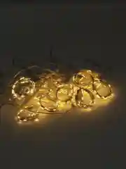 Белый гирлянда-штора занавес 3х3 м LED с пультом и крючками для подвешивания