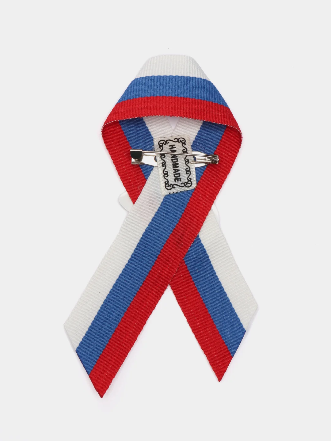 Красный брошь на последний звонок