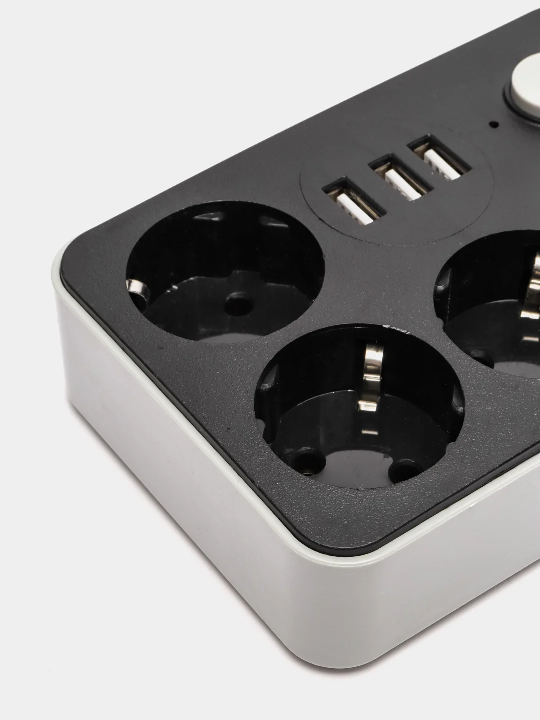 Черный сетевой фильтр с USB разъемами с быстрой зарядкой / Удлинитель с USB портами