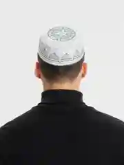 Молочный тюбетейка мужская