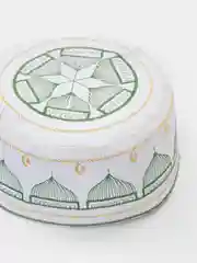 Молочный тюбетейка мужская