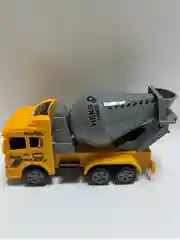 Горчичный машинка инерционная