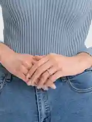 Серебряный кольцо с сердцами по кругу