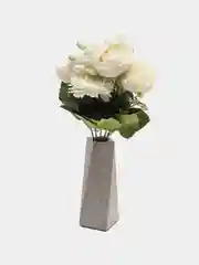 Белый искусственные цветы, композиция
