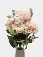 Розовый искусственные цветы, композиция