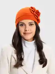 Оранжевый шапка женская