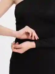 Платье женское с боковым разрезом, но одно плечо