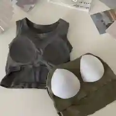 Зелёный хаки топ женский с чашечками повседневный спортивный под пиджак
