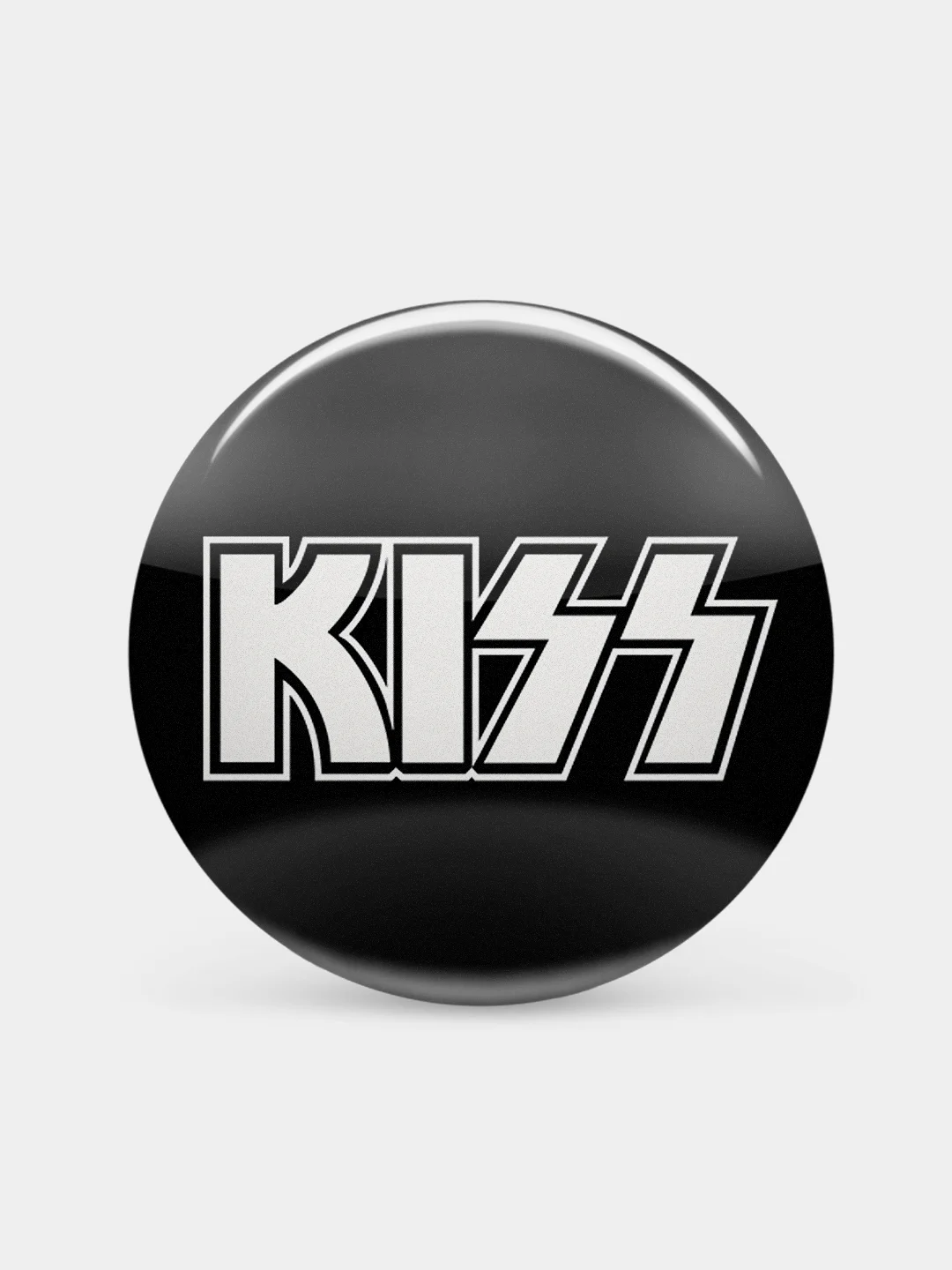 Черный значок "Kiss", 37 мм