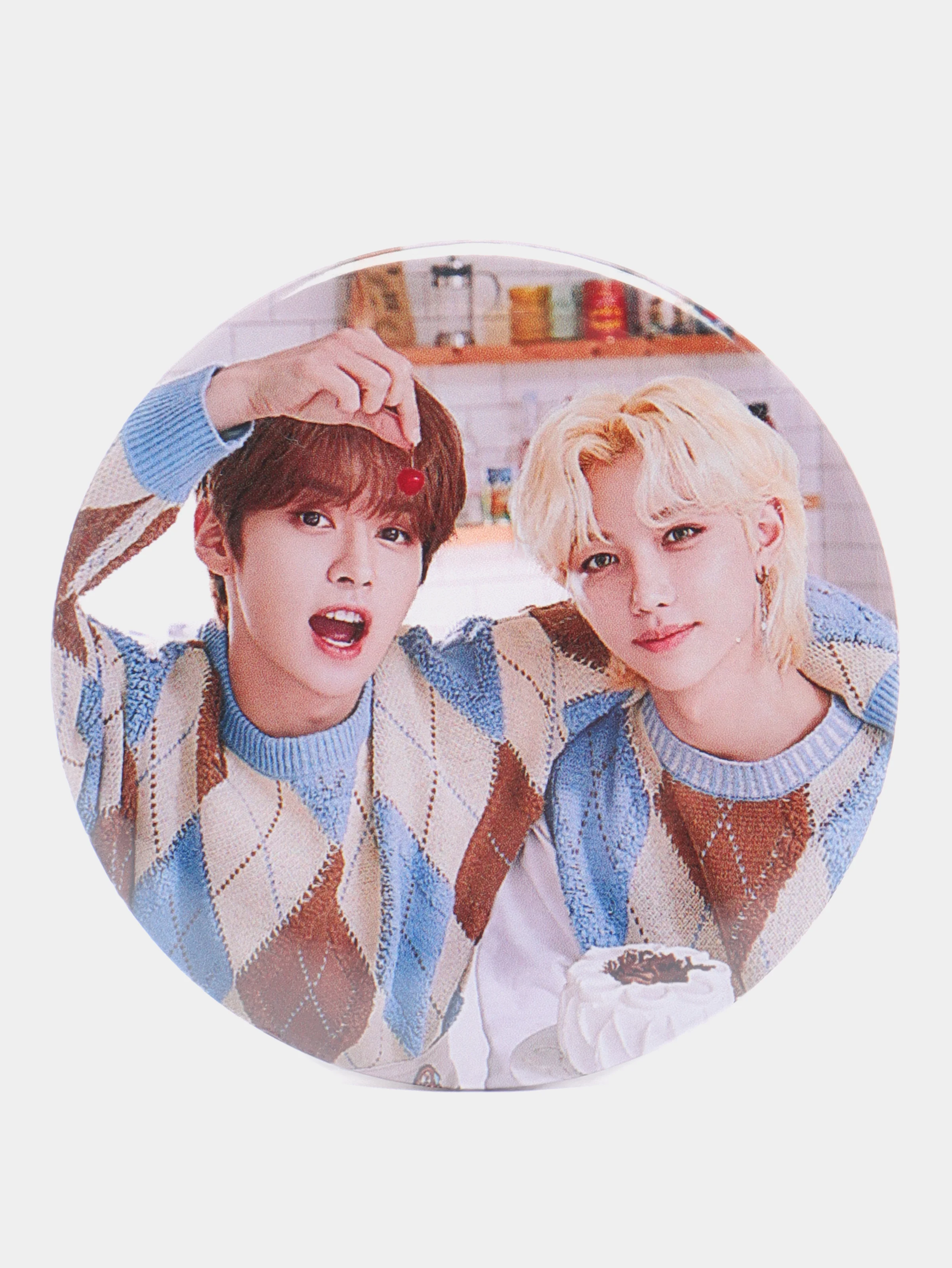 Коричневый значок K-Pop Stray Kids. Значок