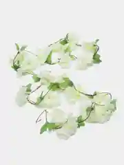 Белый сакура. Искусственная лиана для декора. искусственные цветы
