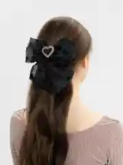 Черный бант заколка сердечки  белый черный