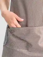 Хаки фартук кухонный, с кармашком