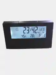 Настольные электронные часы с будильником