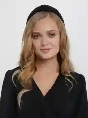 Вязаный ободок для волос с узлом