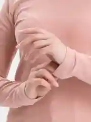 Розовый кофта женская