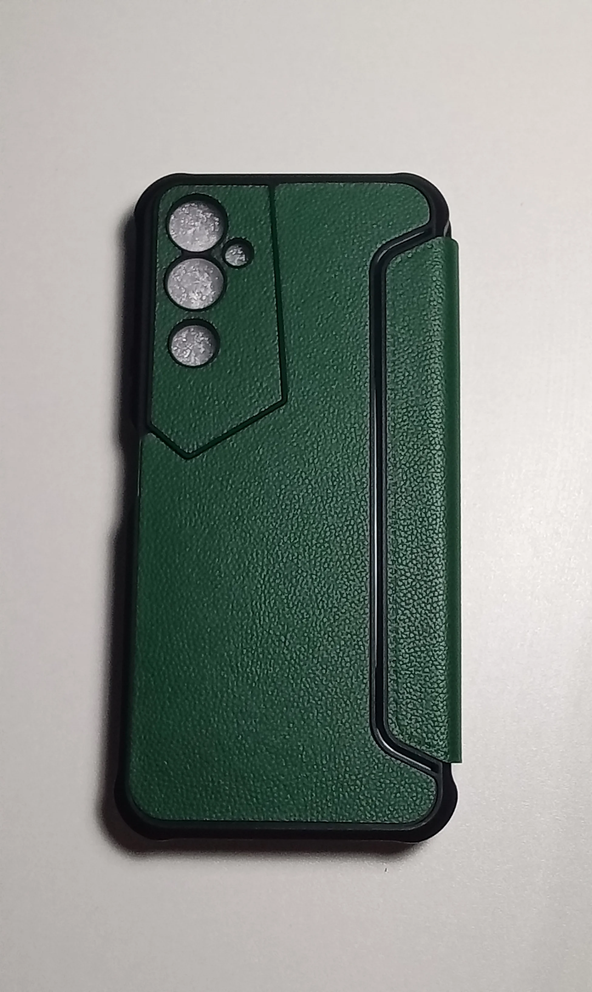 Темно-синий чехол книжка TECNO POVA 4  / TECNO POVA NEO 2 с защитой камеры, усиленные углы
