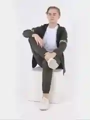 Зелёный хаки спортивный костюм мужской