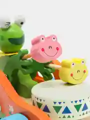 Каталка стучалка на веревочке