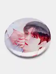 Бордовый значок K-Pop Stray Kids. Значок