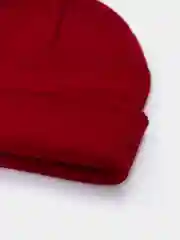 Бордовый шапка без отворота, гладкая