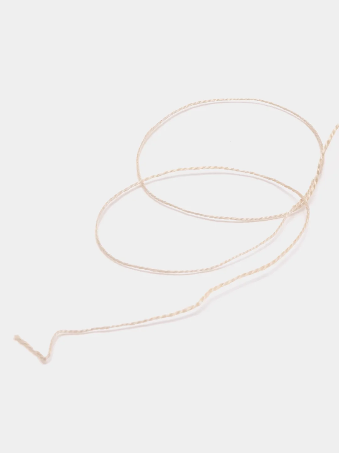 Серебряный пряжа "Ирис", 82 м