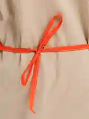 Желтый фартук для кухни и творчества